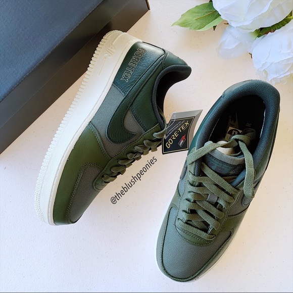 Nike Air Force 1 GTX. NWT - Picture 11 of 14